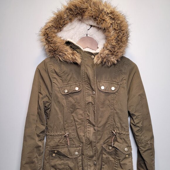 Girls Sherpa Lined Army/Utility Jacket w/ Fur on Hood - Size L (14) - Picture 1 of 4